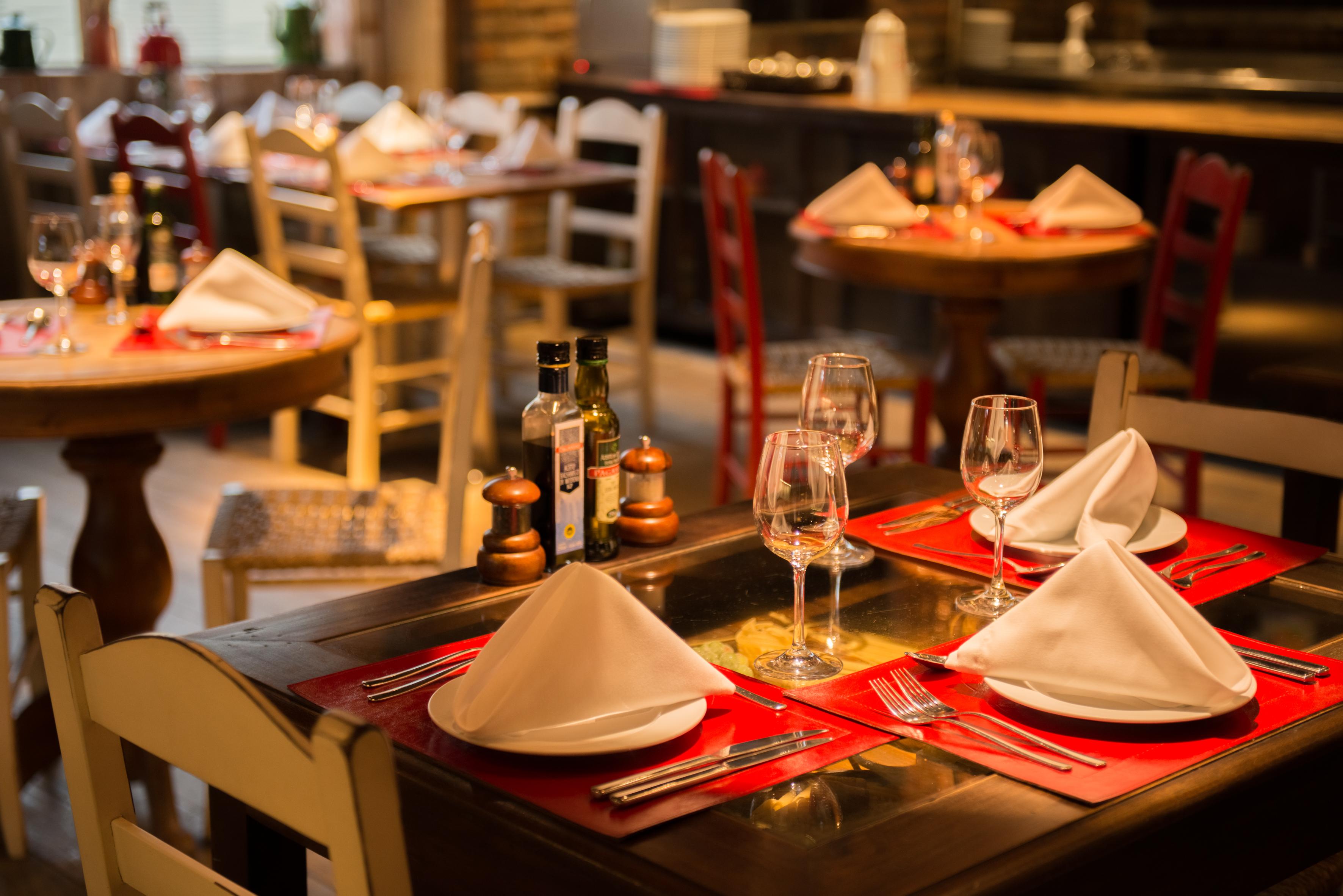 Wish Serrano Resort กรามาโด ภายนอก รูปภาพ Restaurant in Italy