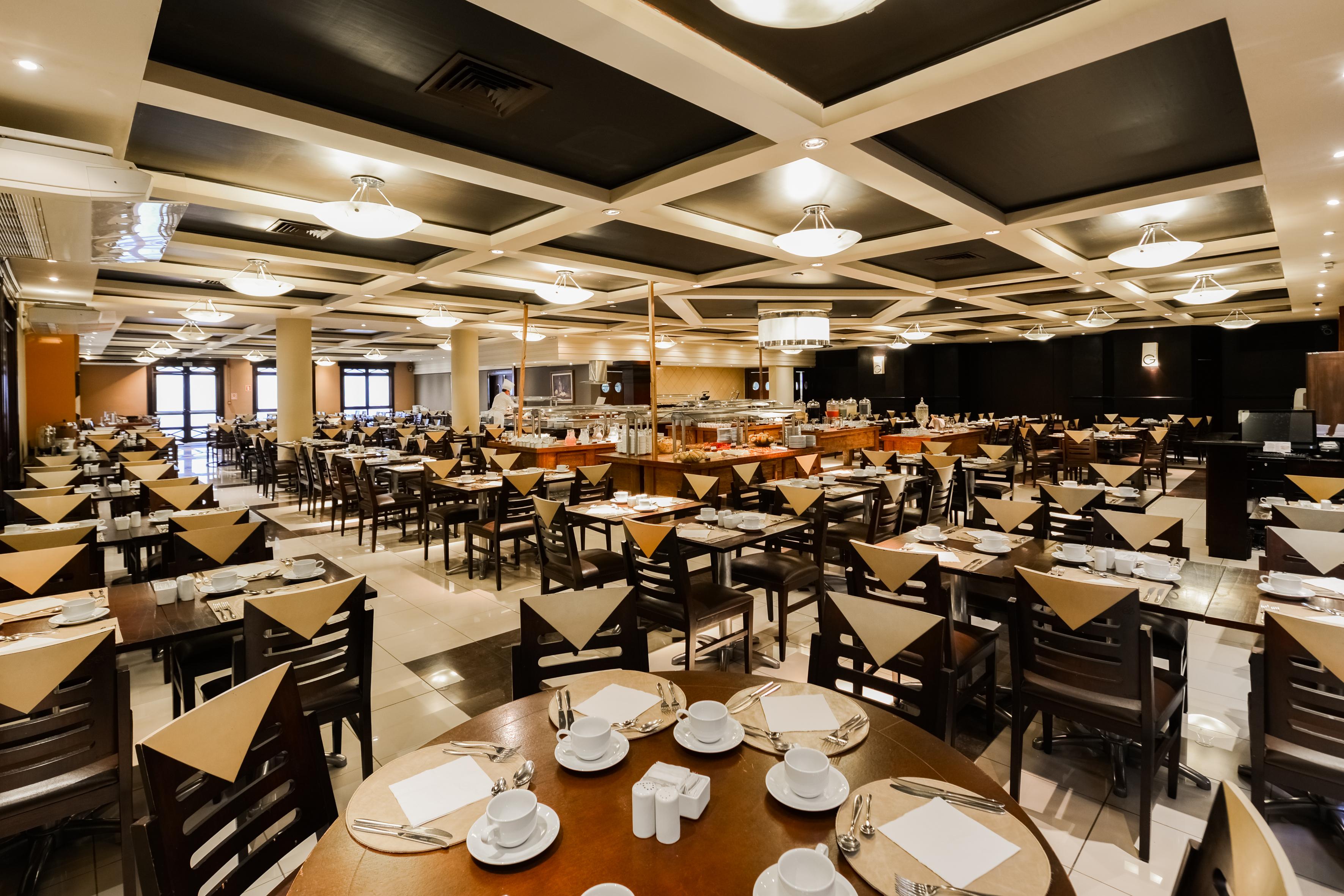 Wish Serrano Resort กรามาโด ภายนอก รูปภาพ The restaurant at the 1016 building