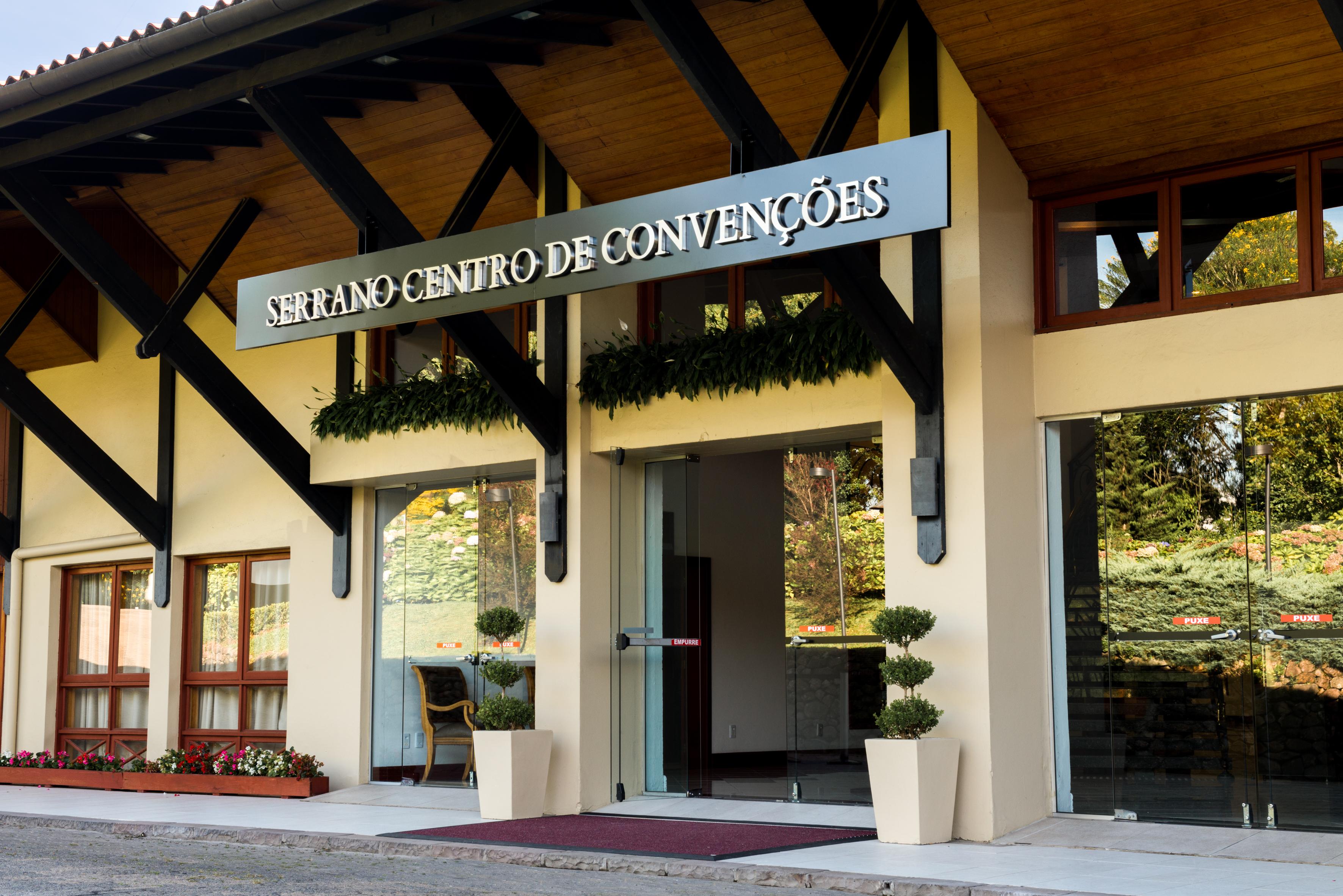 Wish Serrano Resort กรามาโด ภายนอก รูปภาพ Serrano Conventions Center